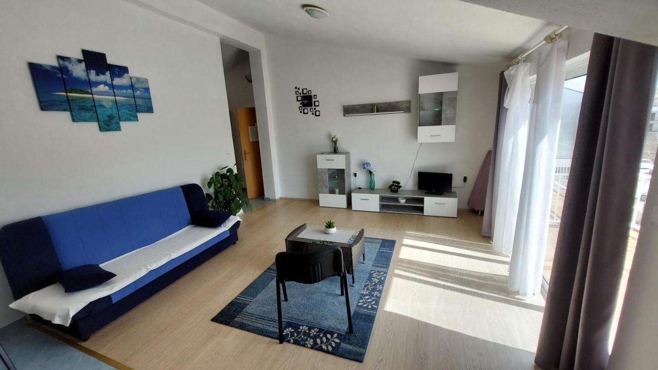 Apartments Dora Хвар Экстерьер фото