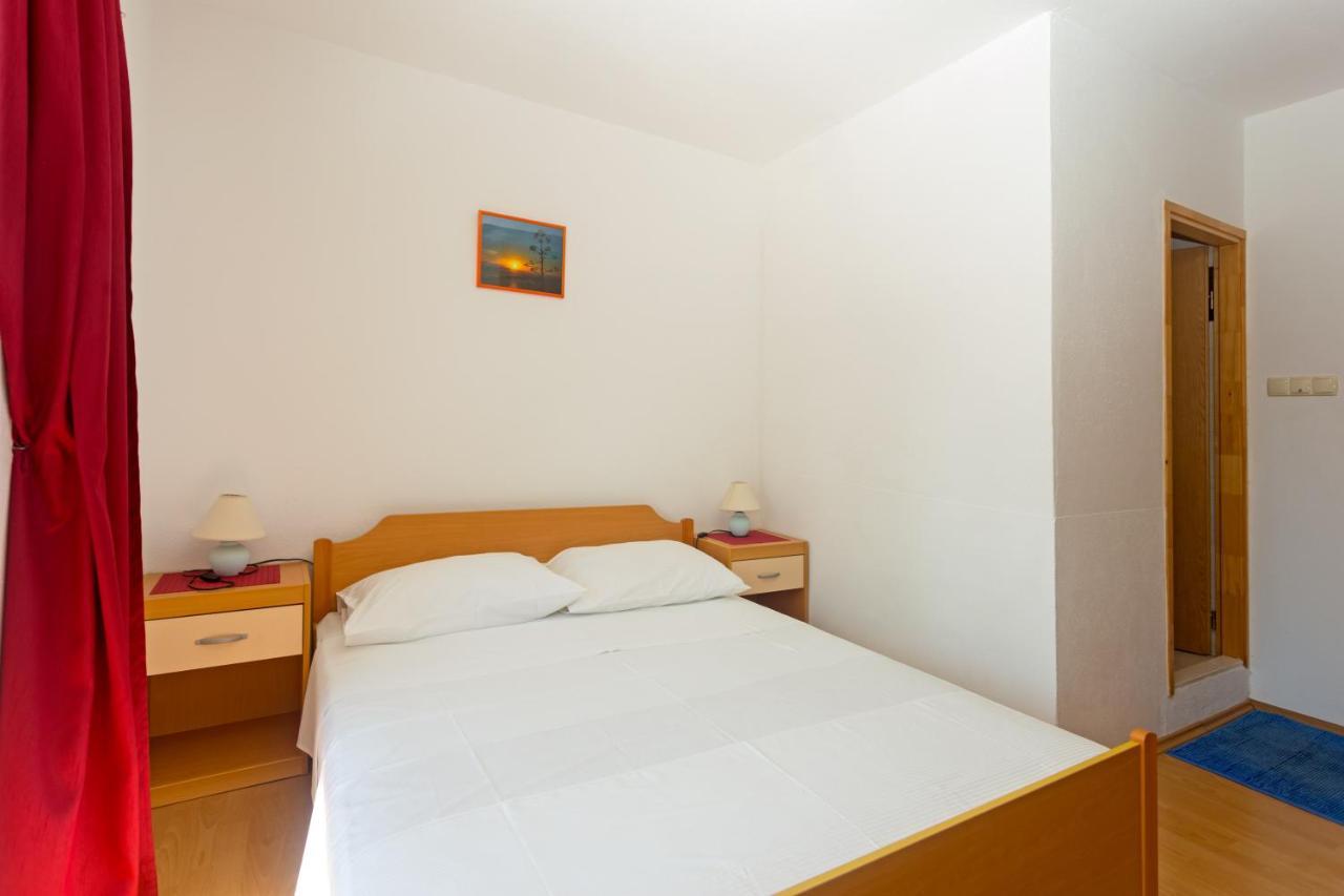 Apartments Dora Хвар Экстерьер фото