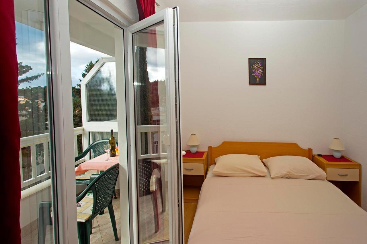 Apartments Dora Хвар Экстерьер фото