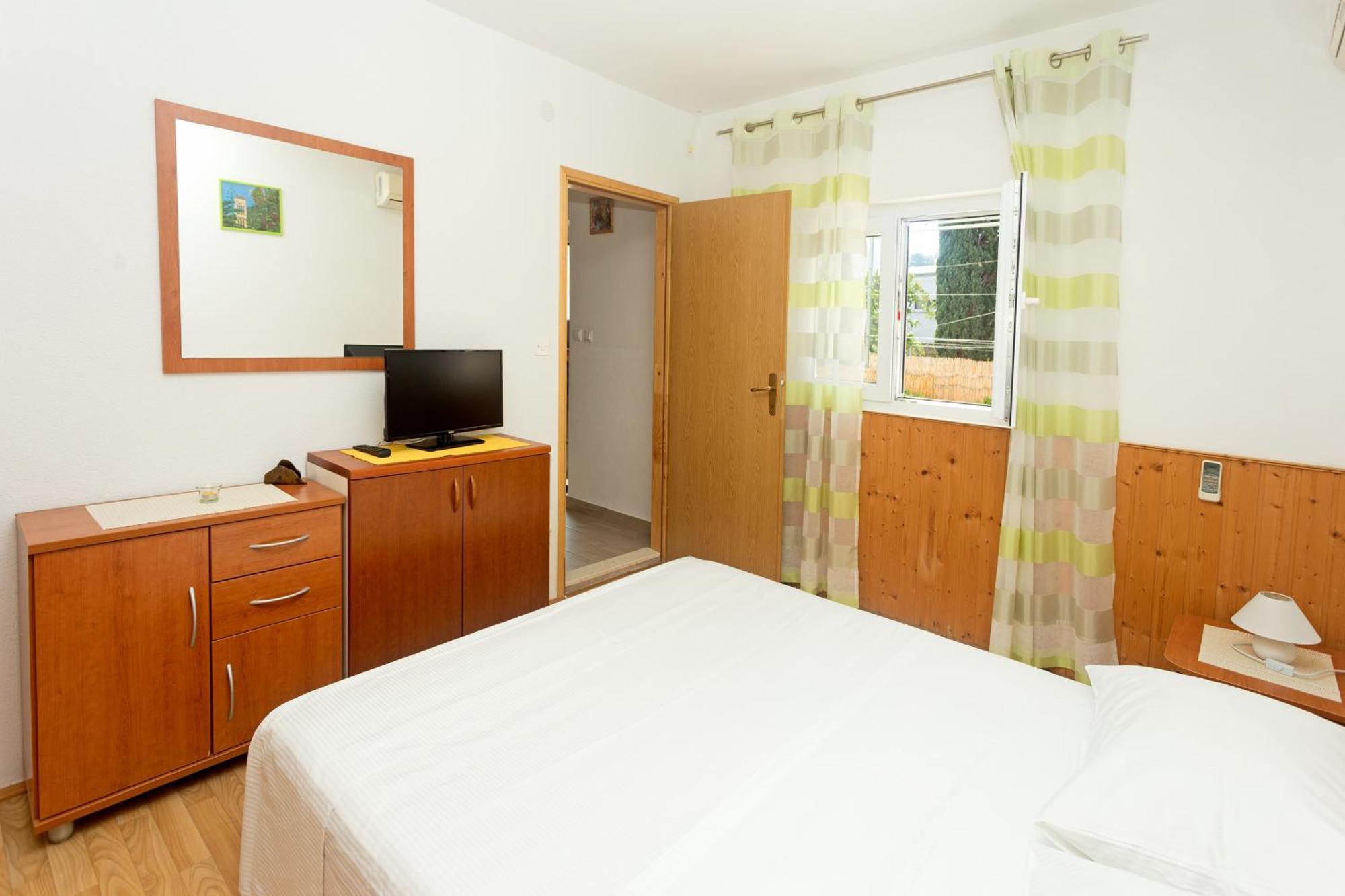 Apartments Dora Хвар Экстерьер фото