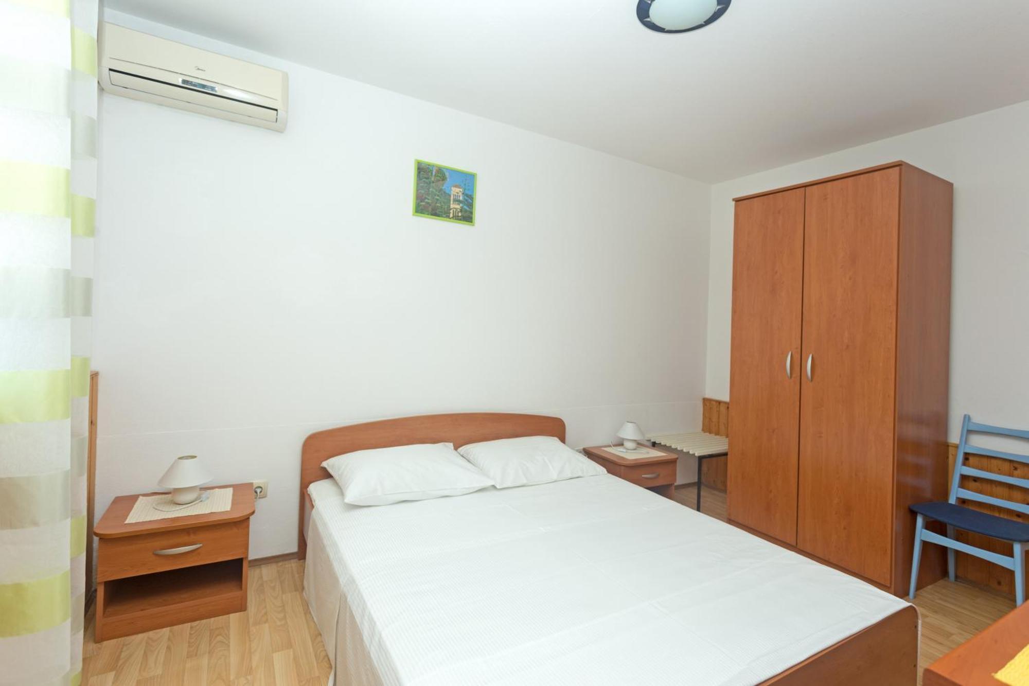 Apartments Dora Хвар Экстерьер фото