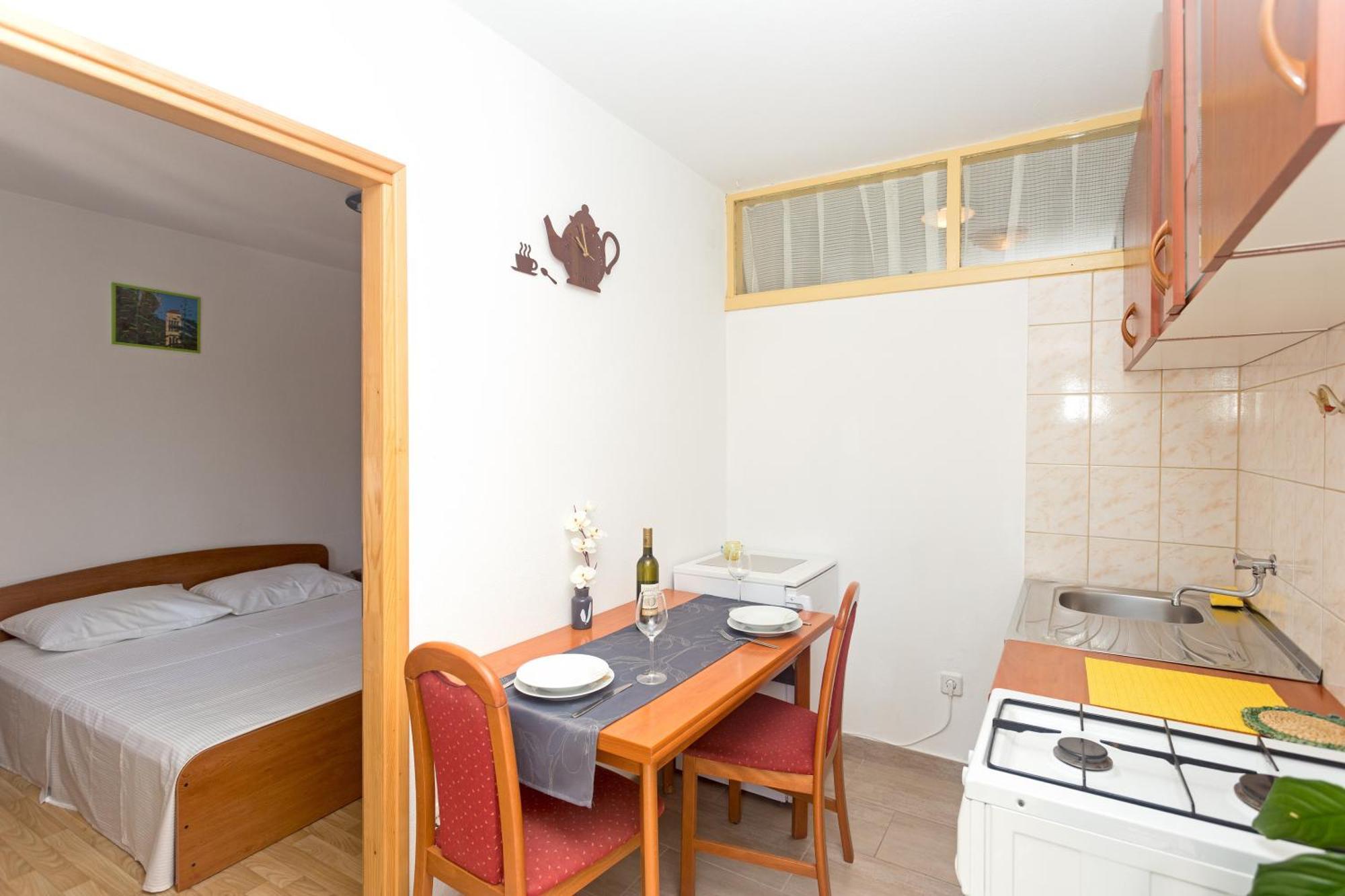Apartments Dora Хвар Экстерьер фото