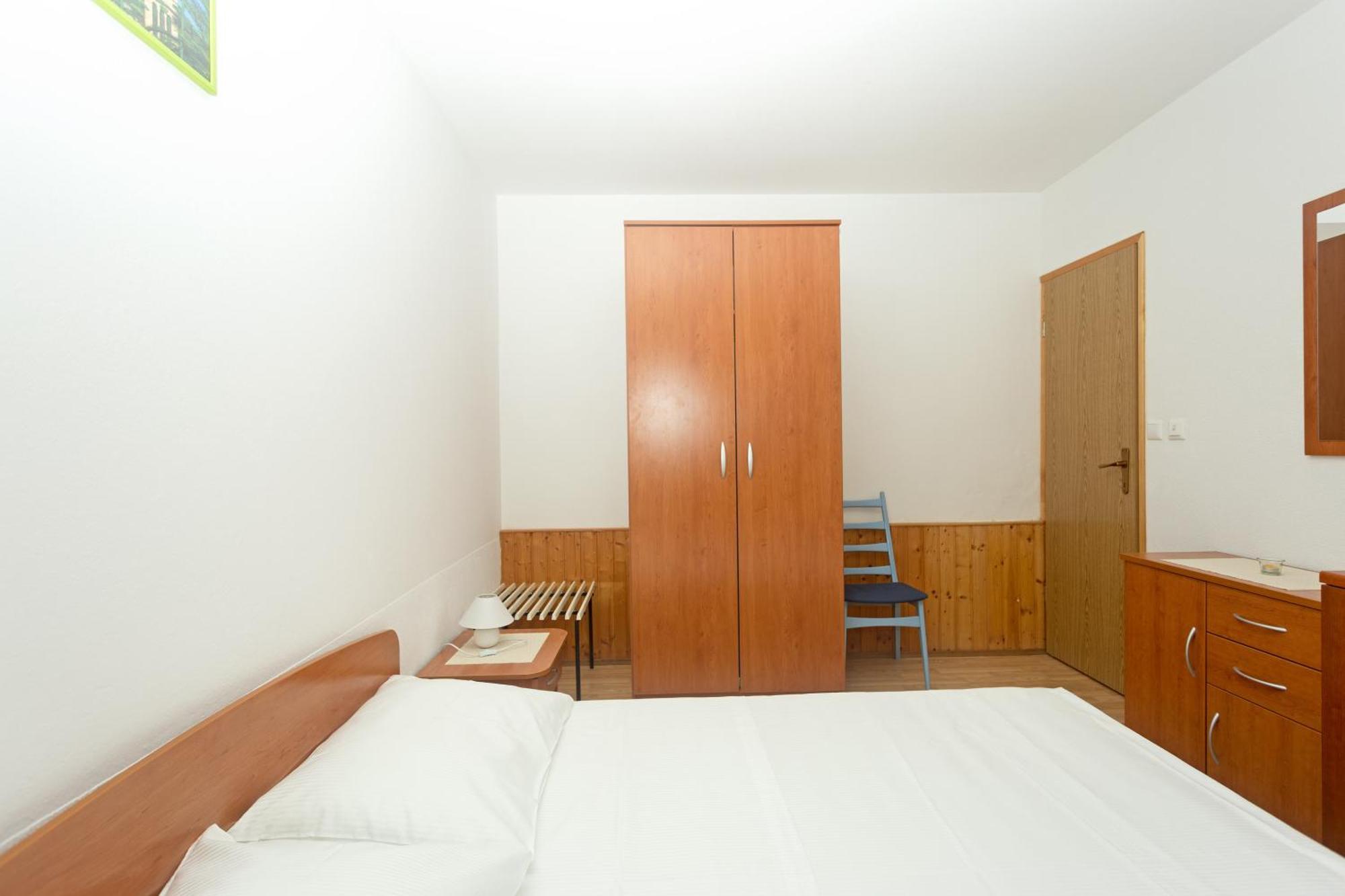 Apartments Dora Хвар Экстерьер фото