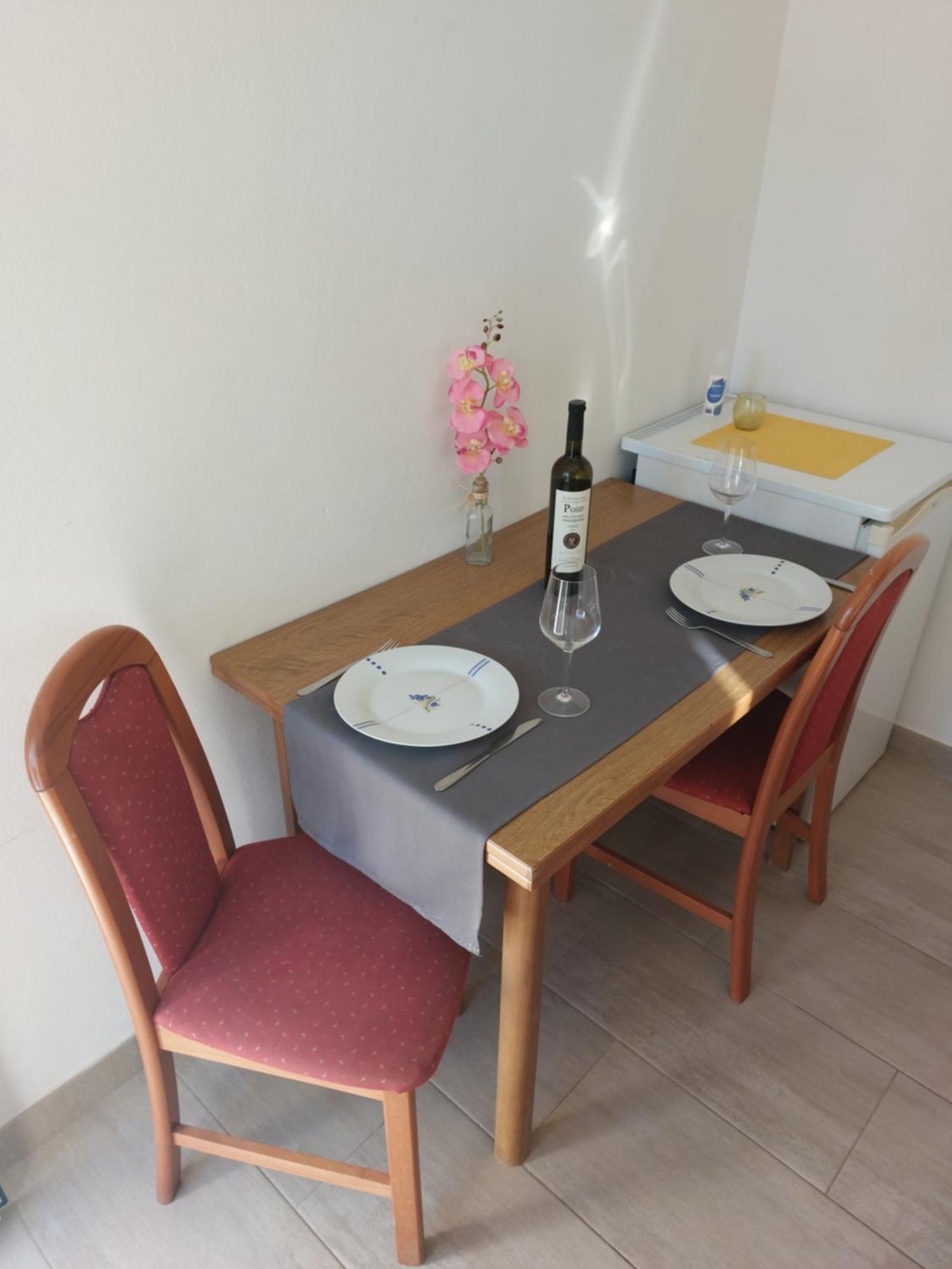 Apartments Dora Хвар Экстерьер фото